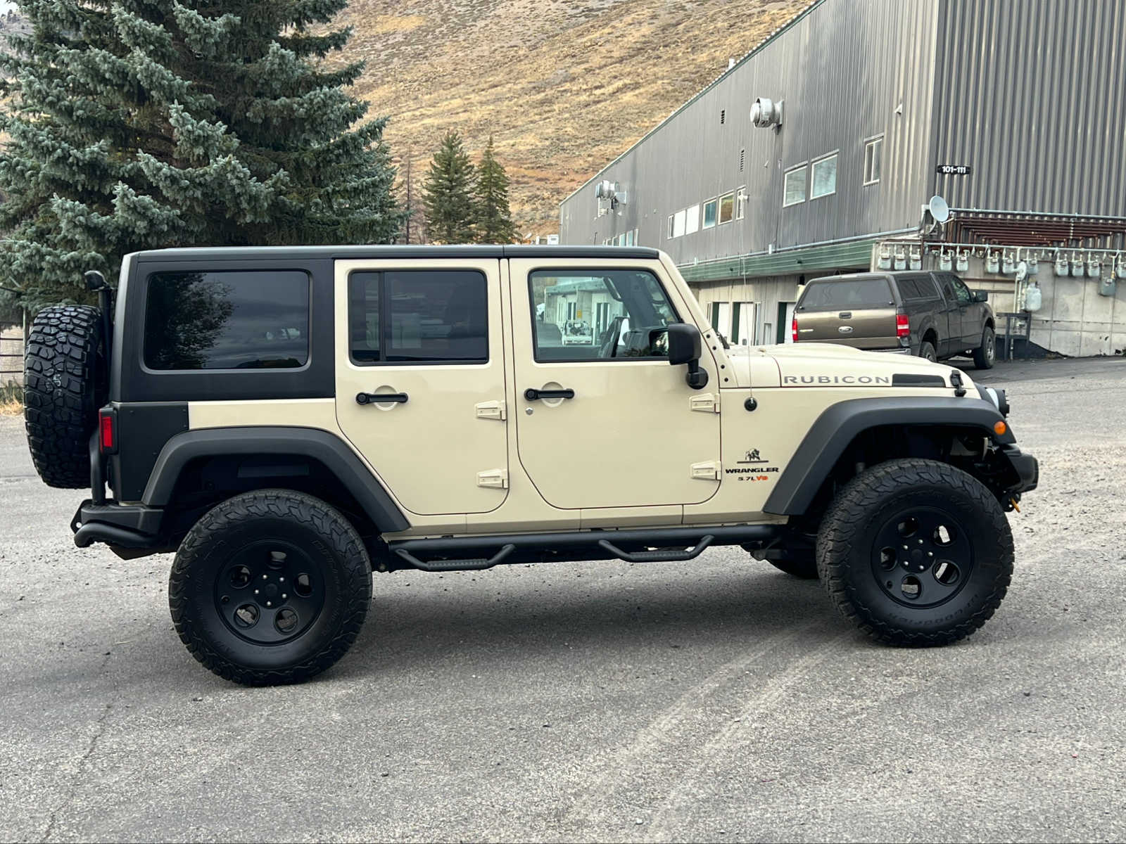 2011 Jeep Wrangler Unlimited Rubicon 7