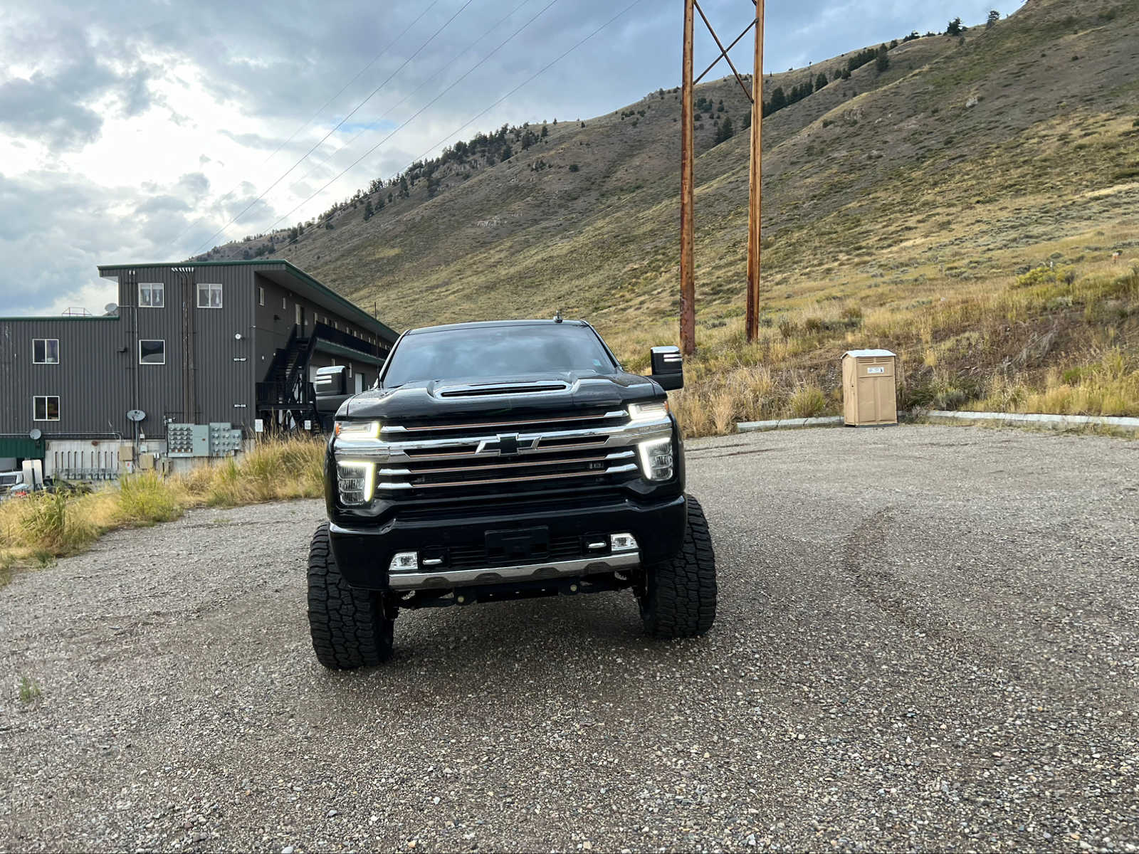 2023 Chevrolet Silverado 3500HD High Country 4WD Crew Cab 159 19