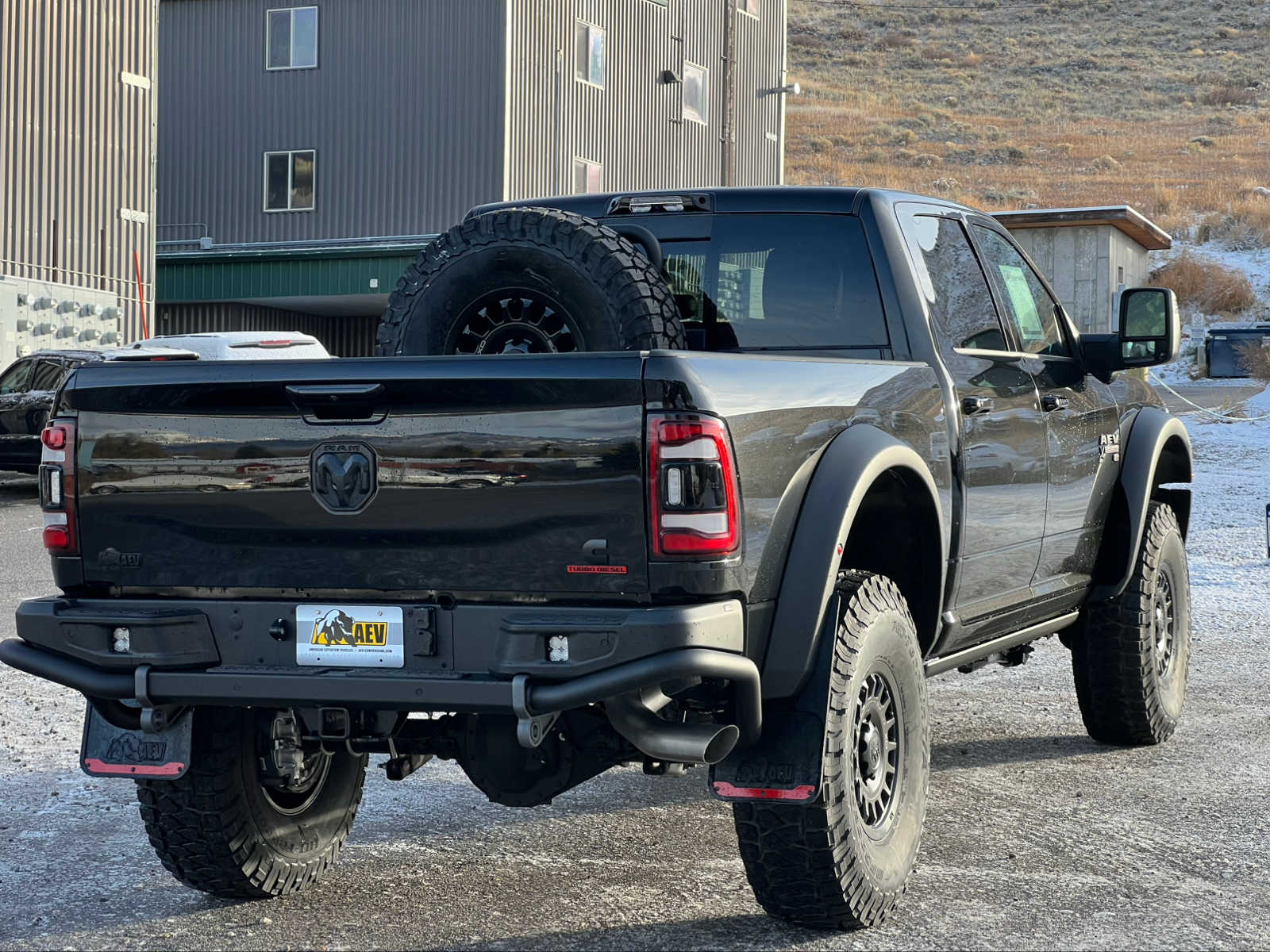 2024 Ram 3500 Laramie 4x4 Crew Cab 64 Box 16