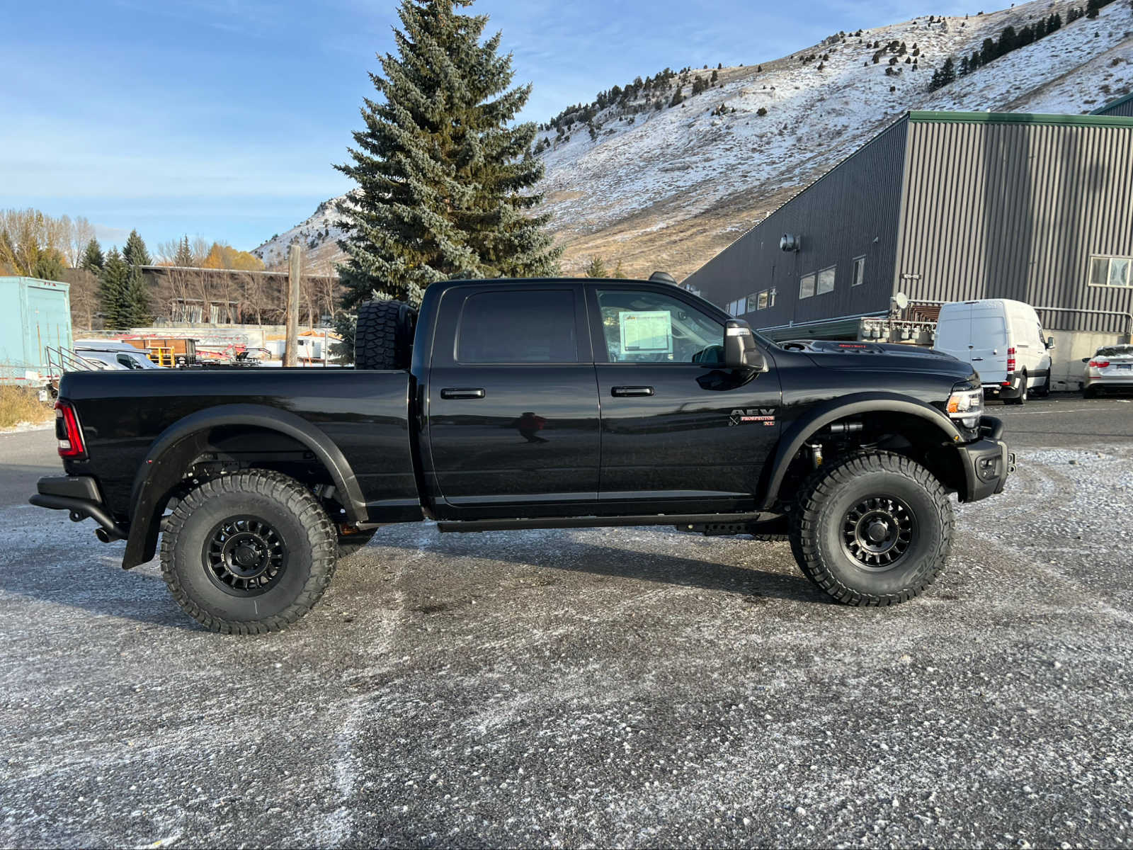 2024 Ram 3500 Laramie 4x4 Crew Cab 64 Box 26