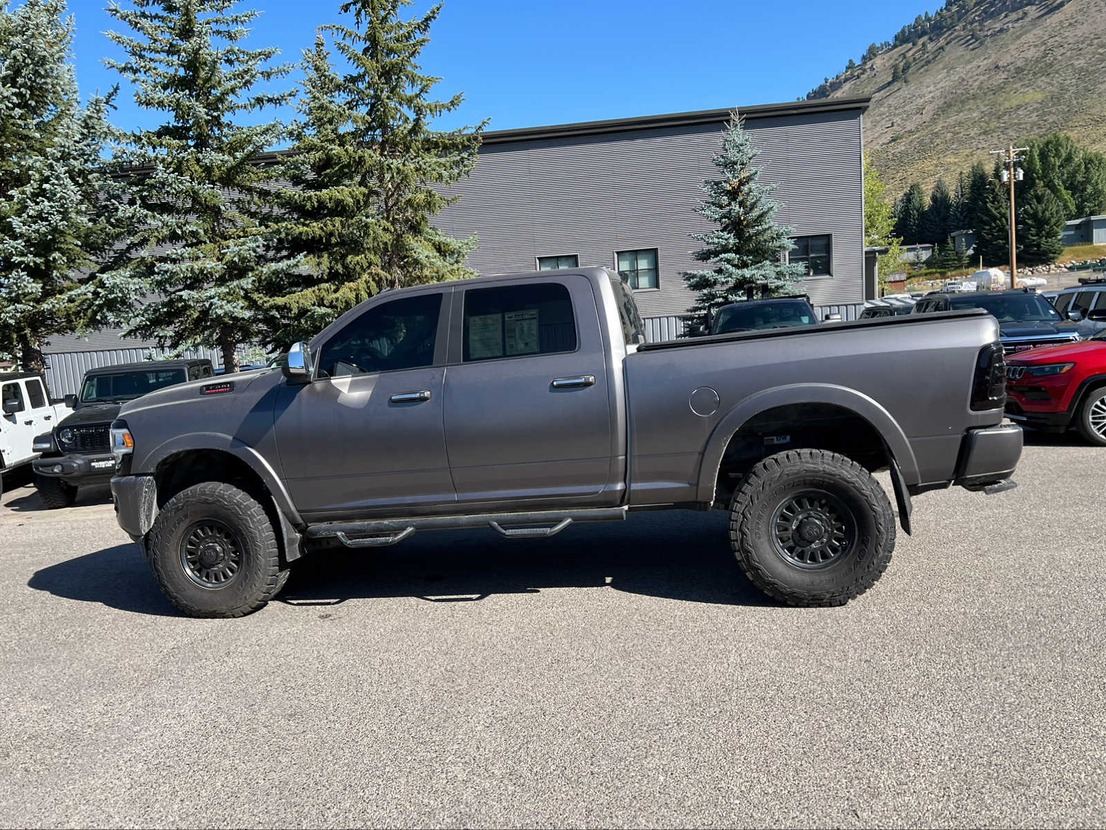 2021 Ram 3500 Laramie 4x4 Crew Cab 64 Box 17