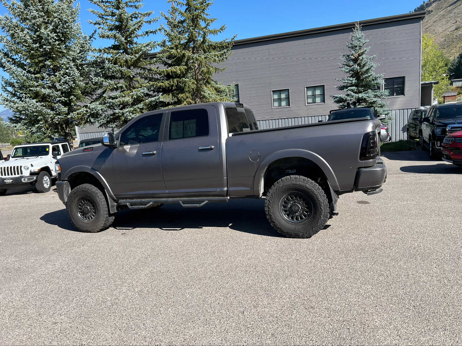 2021 Ram 3500 Laramie 4x4 Crew Cab 64 Box 16