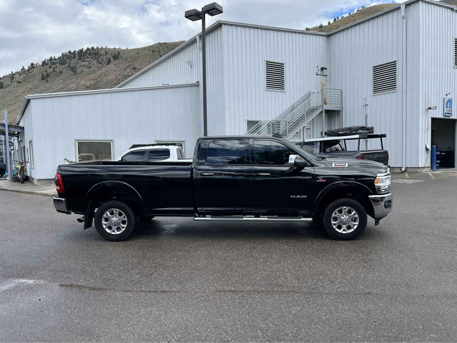 2021 Ram 3500 Laramie 4x4 Crew Cab 8 Box 8