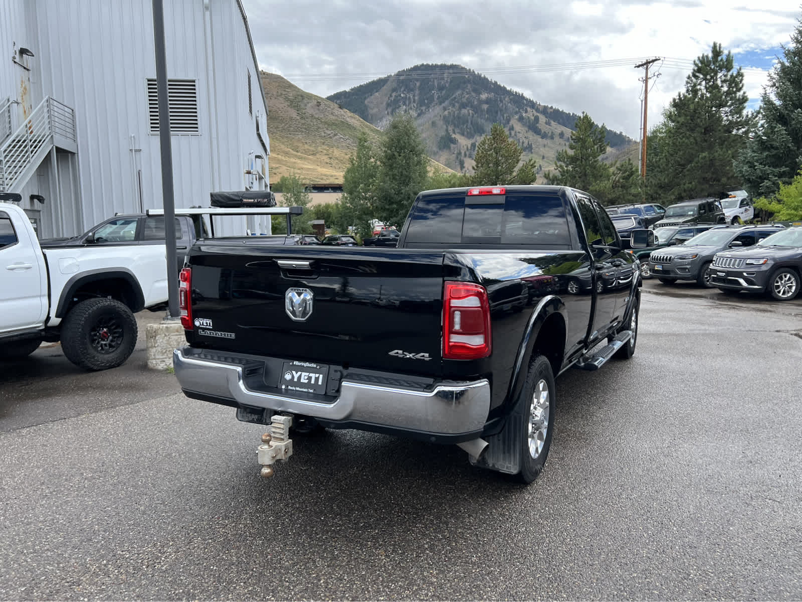 2021 Ram 3500 Laramie 4x4 Crew Cab 8 Box 10