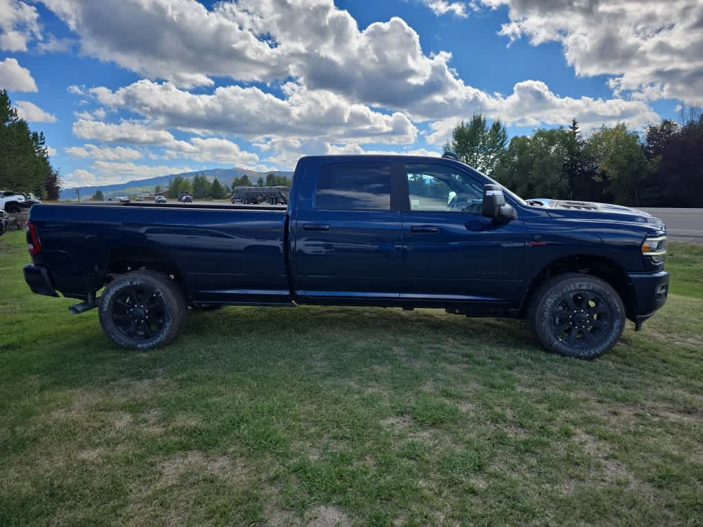 2024 Ram 3500 Laramie 4x4 Crew Cab 8 Box 4