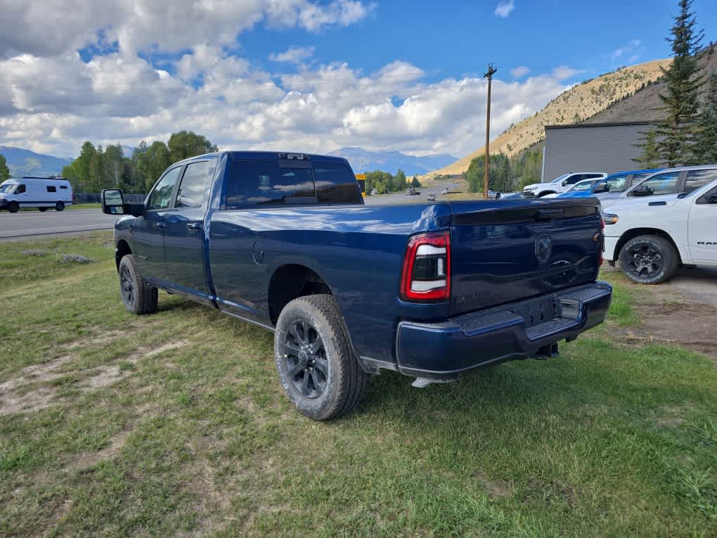 2024 Ram 3500 Laramie 4x4 Crew Cab 8 Box 7