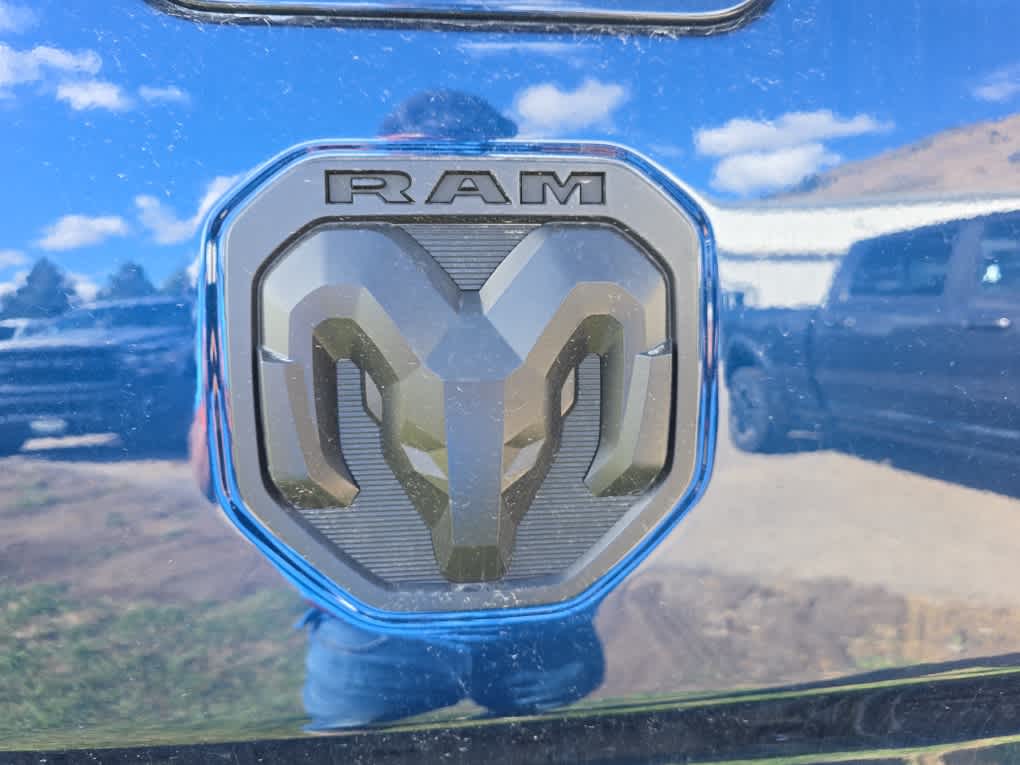 2024 Ram 3500 Laramie 4x4 Crew Cab 8 Box 51