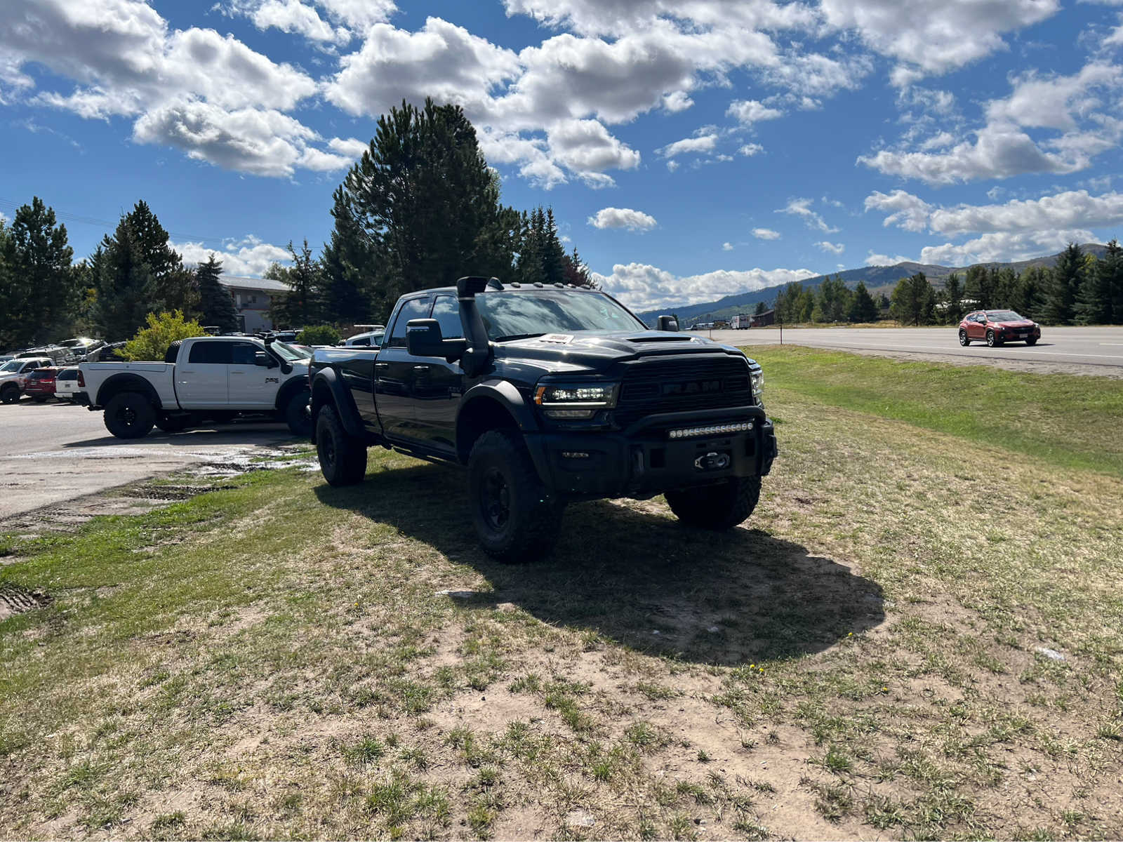 2024 Ram 3500 Limited 4x4 Crew Cab 8 Box 9