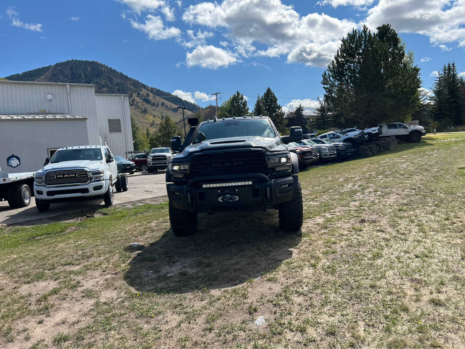 2024 Ram 3500 Limited 4x4 Crew Cab 8 Box 7