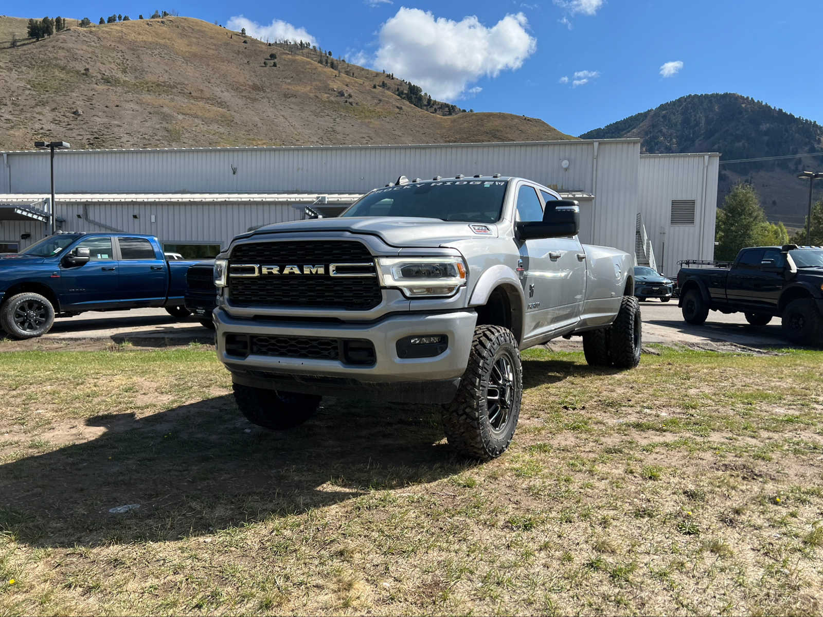 2023 Ram 3500 Big Horn 4x4 Crew Cab 8 Box 16