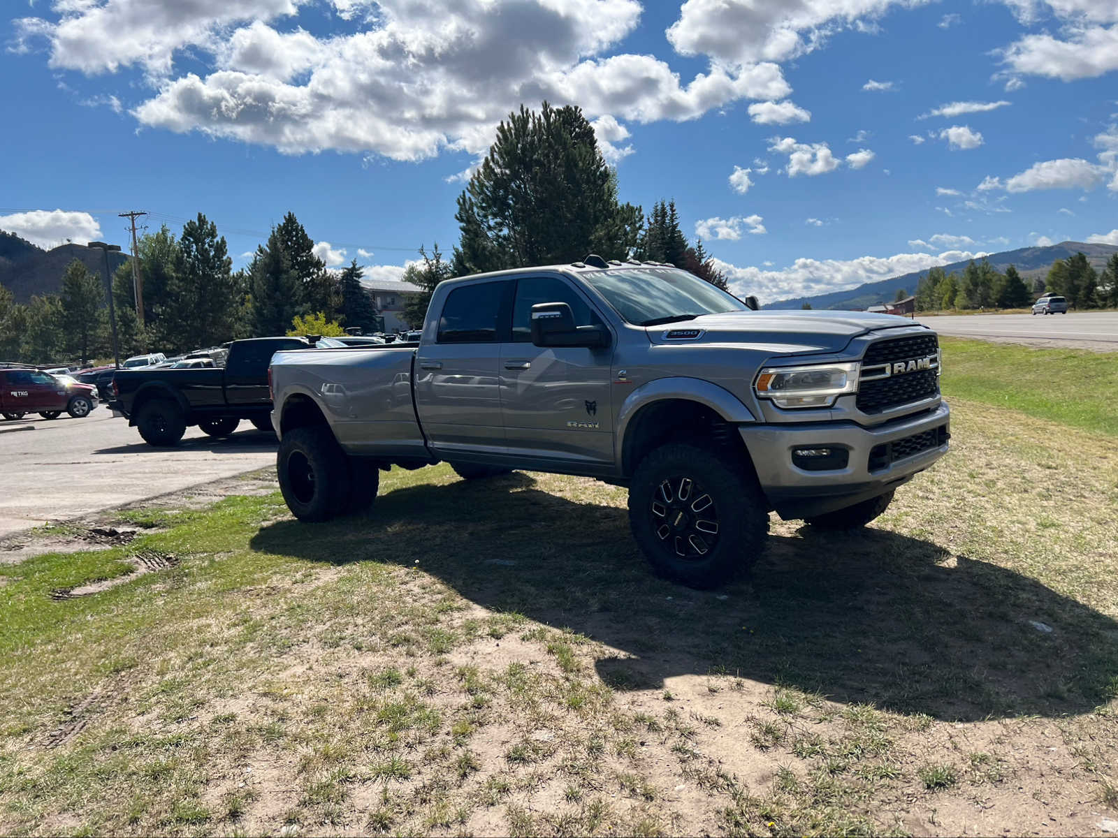 2023 Ram 3500 Big Horn 4x4 Crew Cab 8 Box 20