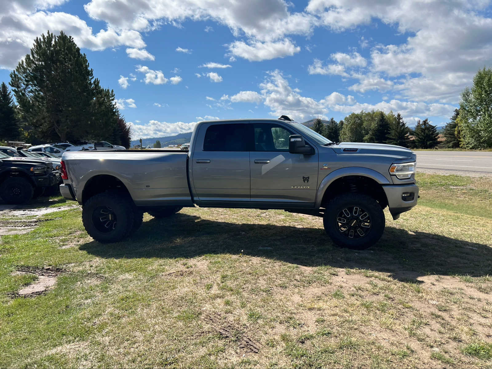 2023 Ram 3500 Big Horn 4x4 Crew Cab 8 Box 29