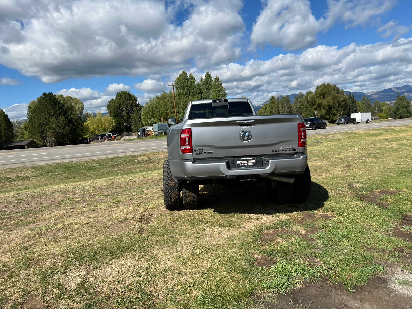 2023 Ram 3500 Big Horn 4x4 Crew Cab 8 Box 34