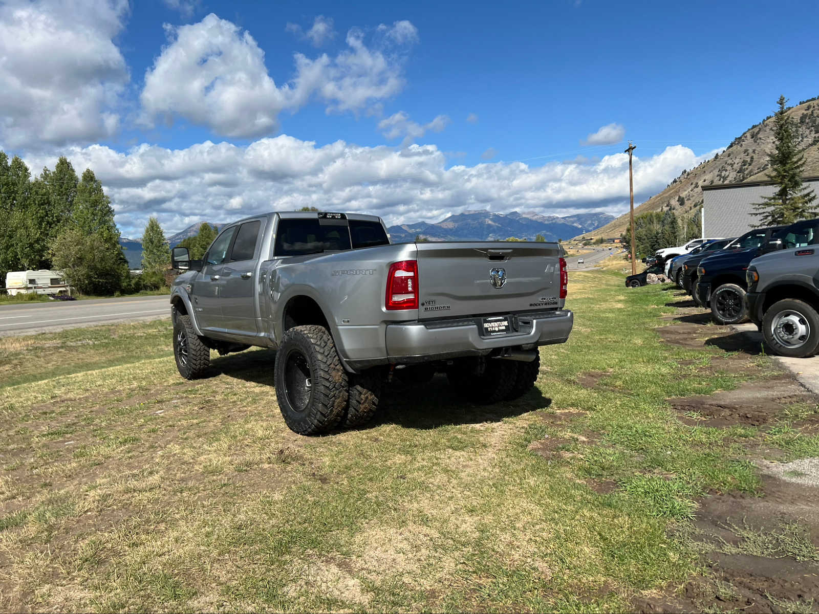 2023 Ram 3500 Big Horn 4x4 Crew Cab 8 Box 35