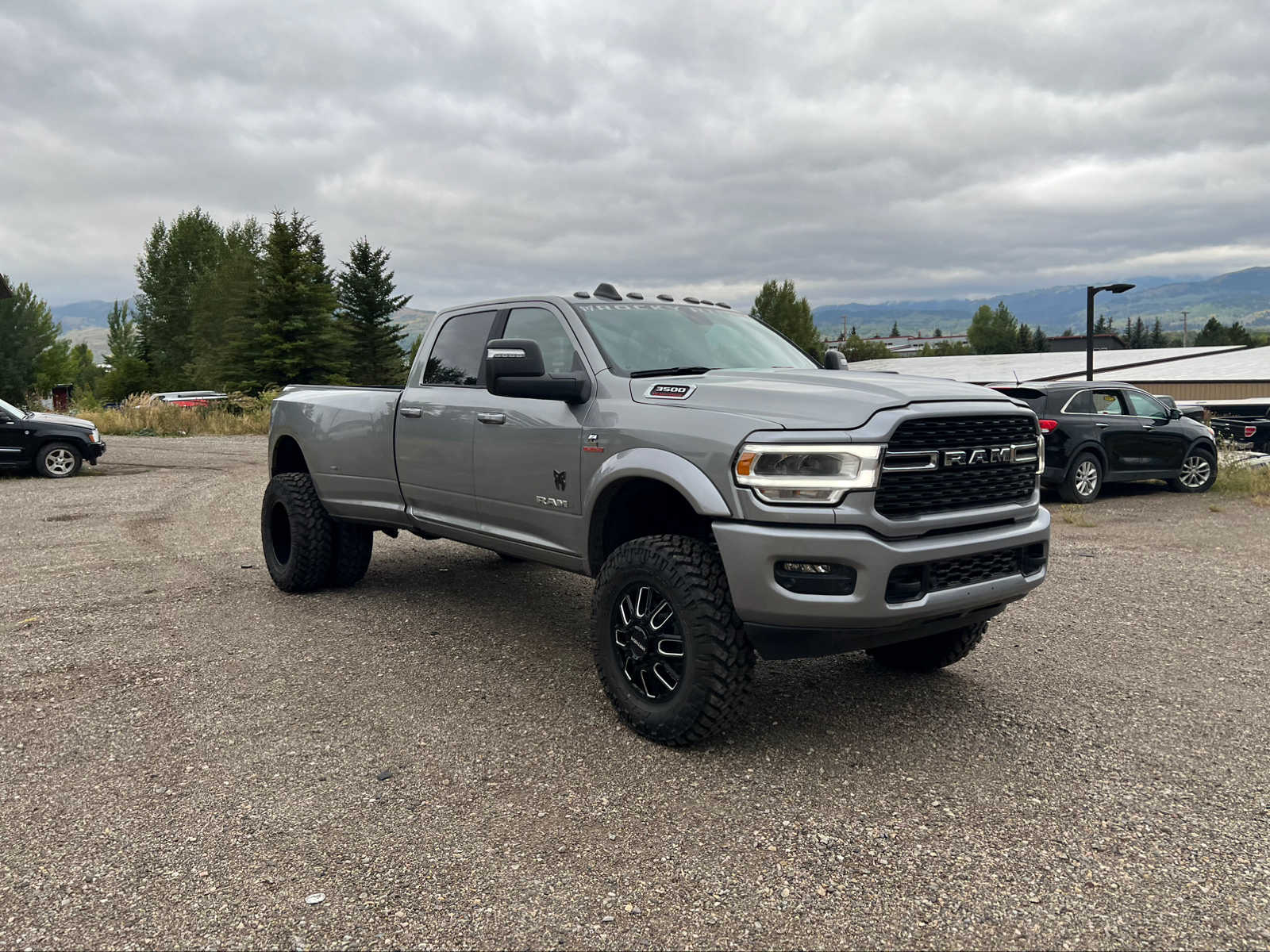 2023 Ram 3500 Big Horn 4x4 Crew Cab 8 Box 7