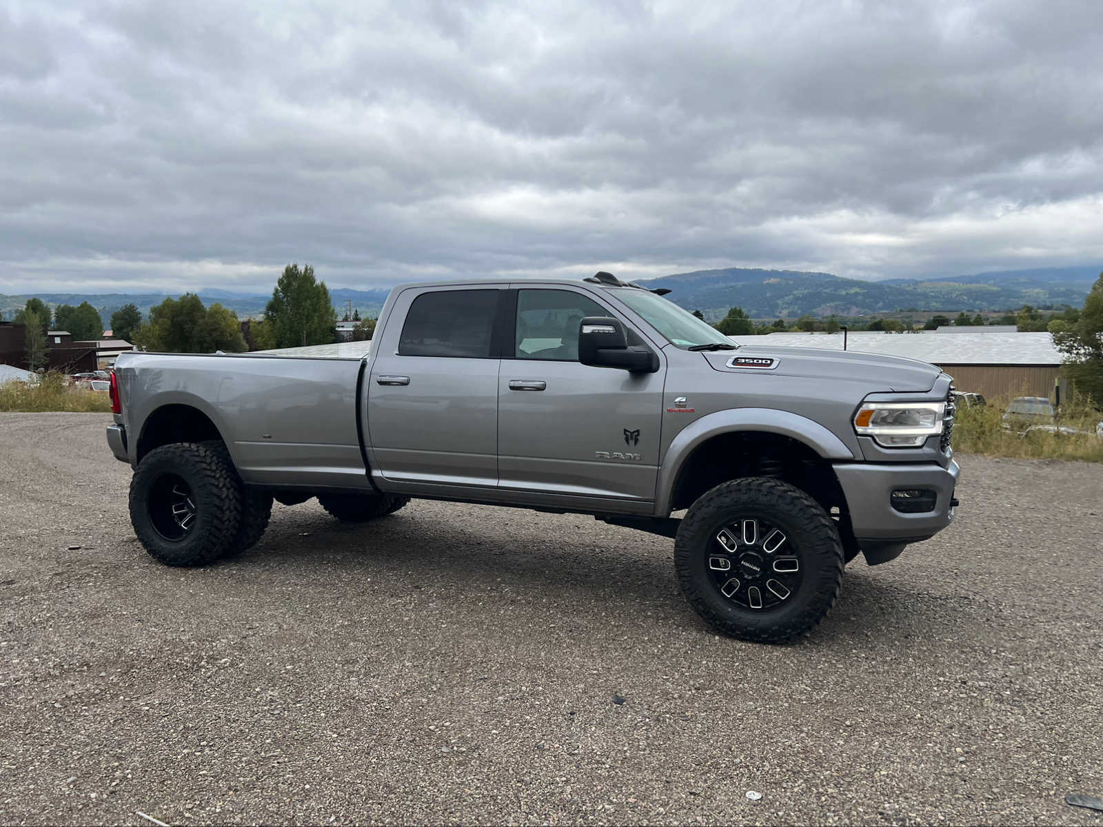 2023 Ram 3500 Big Horn 4x4 Crew Cab 8 Box 8