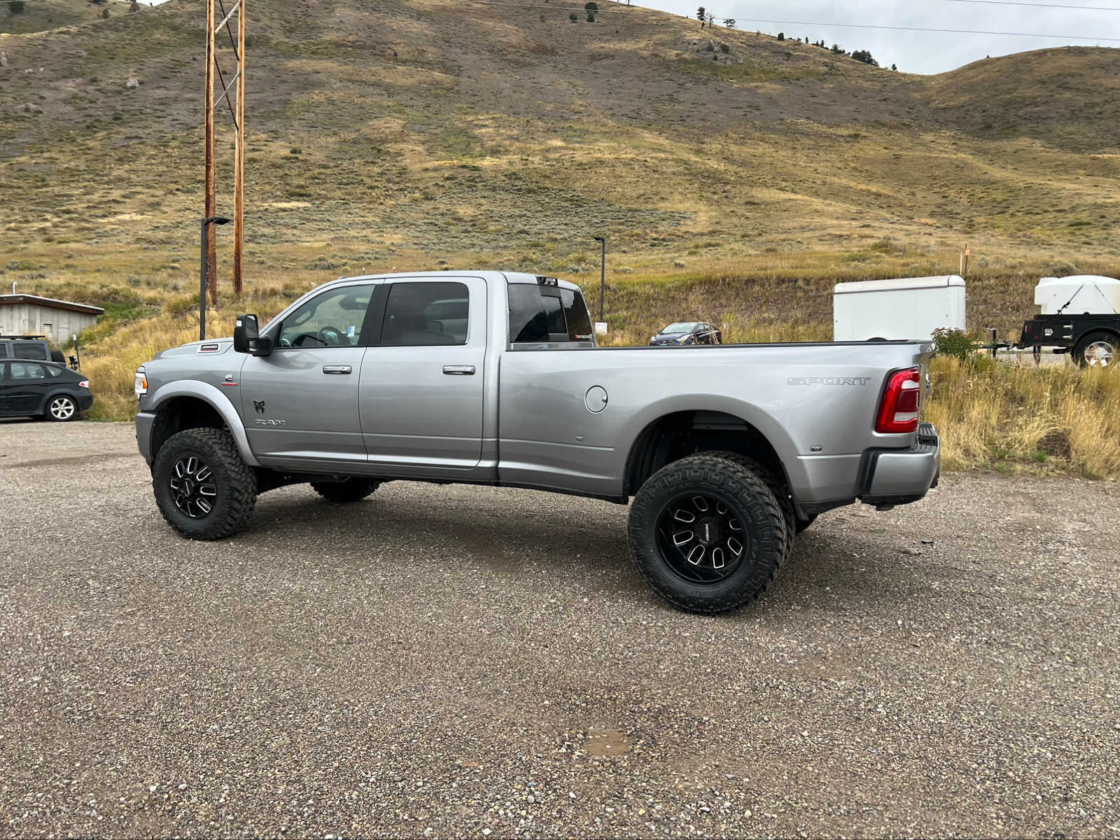 2023 Ram 3500 Big Horn 4x4 Crew Cab 8 Box 43