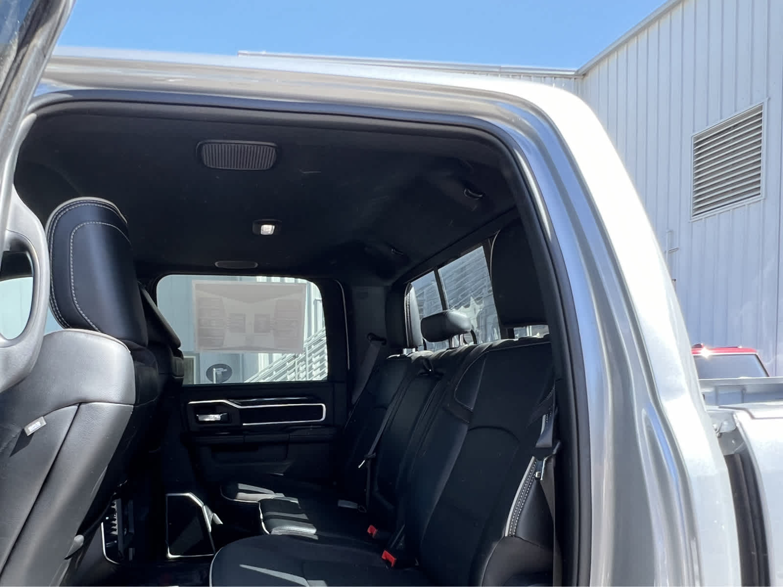 2023 Ram 3500 Laramie 4x4 Crew Cab 8 Box 15