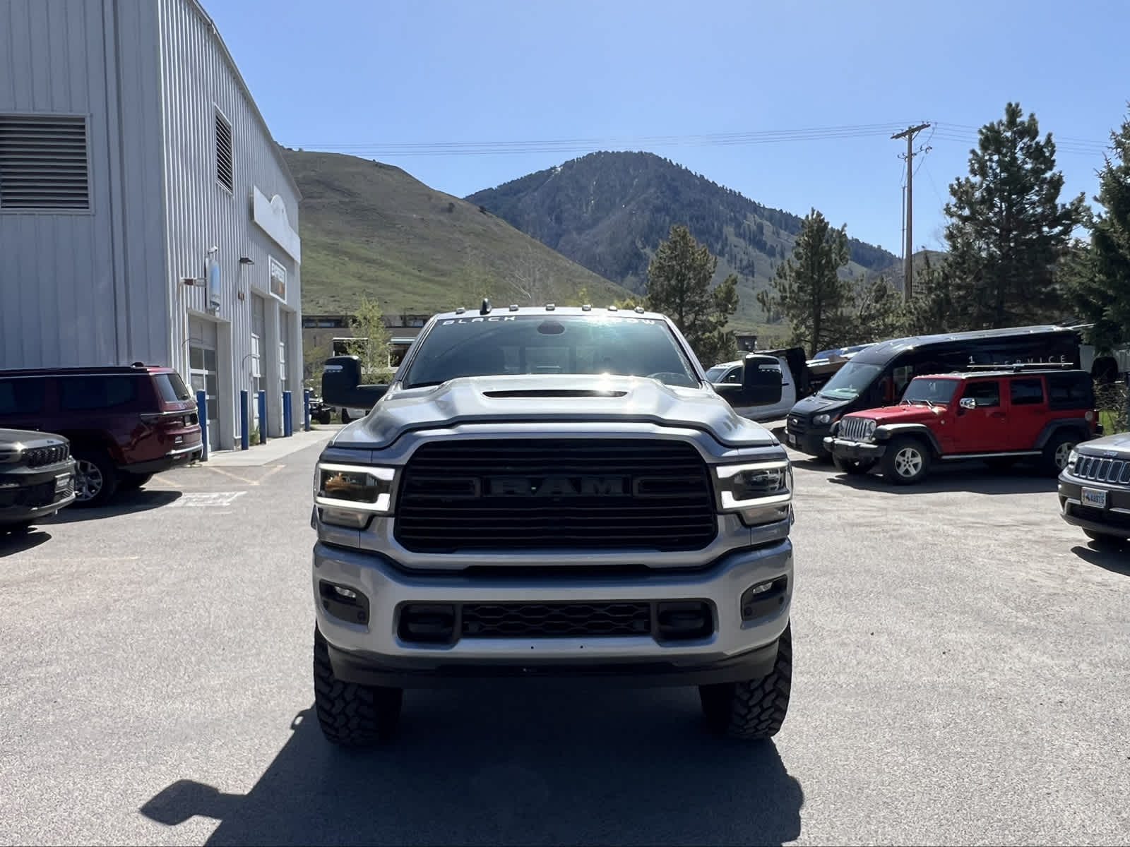 2023 Ram 3500 Laramie 4x4 Crew Cab 8 Box 3