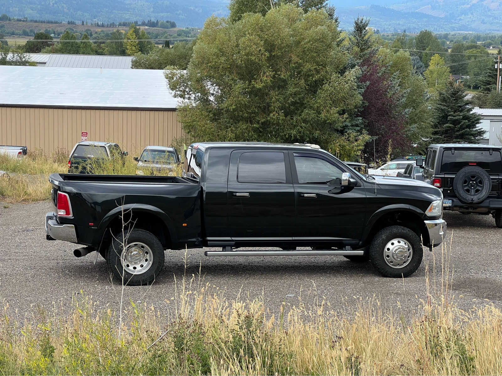 2015 Ram 3500 Laramie 4WD Mega Cab 160.5 8