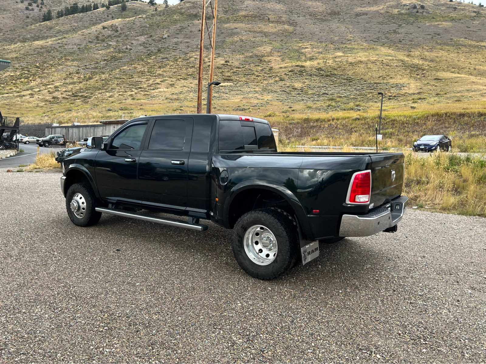 2015 Ram 3500 Laramie 4WD Mega Cab 160.5 15