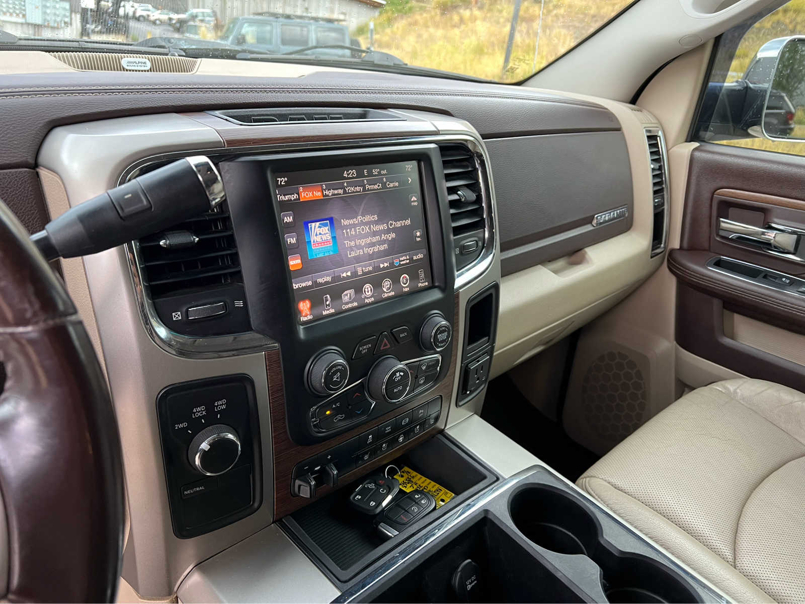 2015 Ram 3500 Laramie 4WD Mega Cab 160.5 33