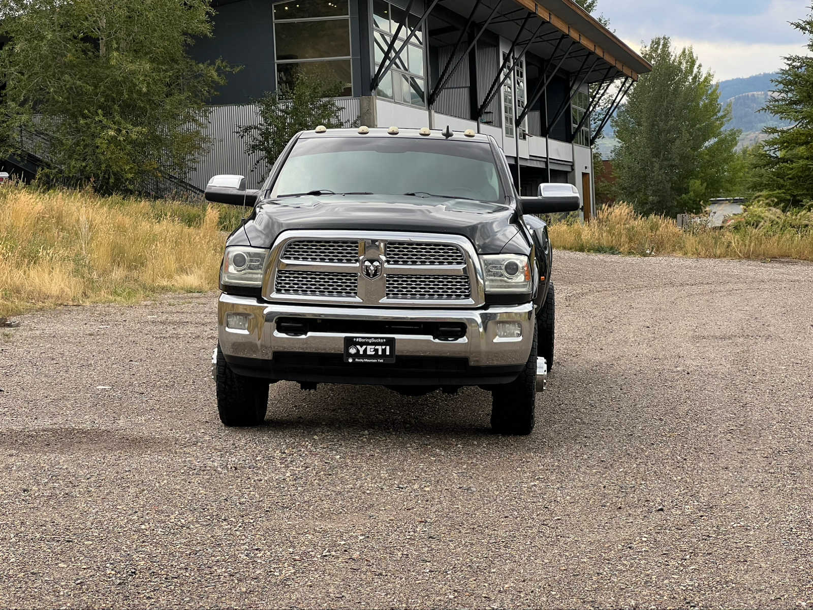 2015 Ram 3500 Laramie 4WD Mega Cab 160.5 4