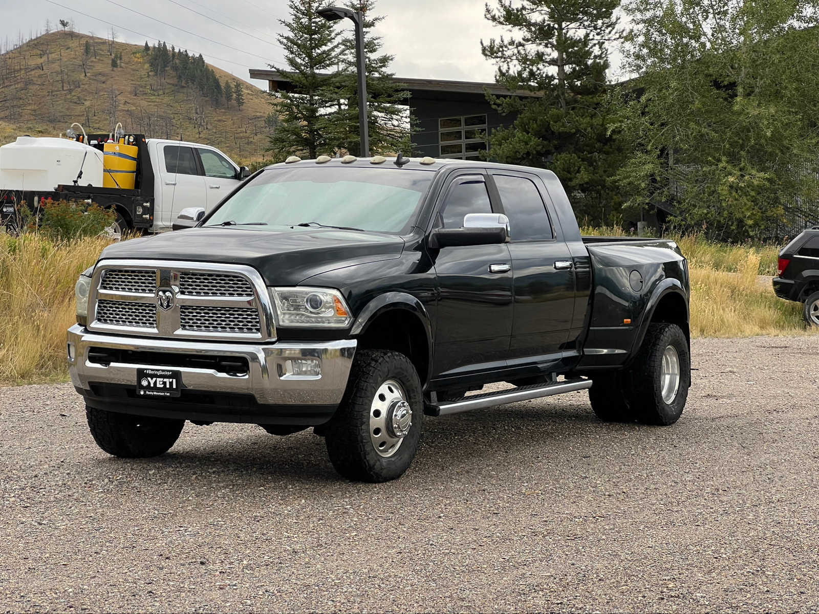 2015 Ram 3500 Laramie 4WD Mega Cab 160.5 2