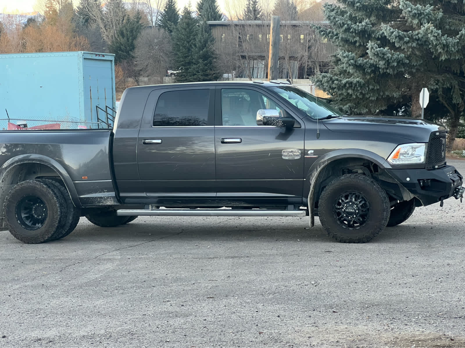 2018 Ram 3500 Laramie Longhorn 4x4 Mega Cab 64 Box 7