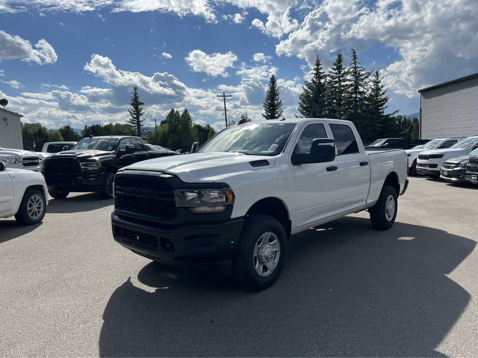 2024 Ram 2500 Tradesman 4x4 Crew Cab 64 Box 2