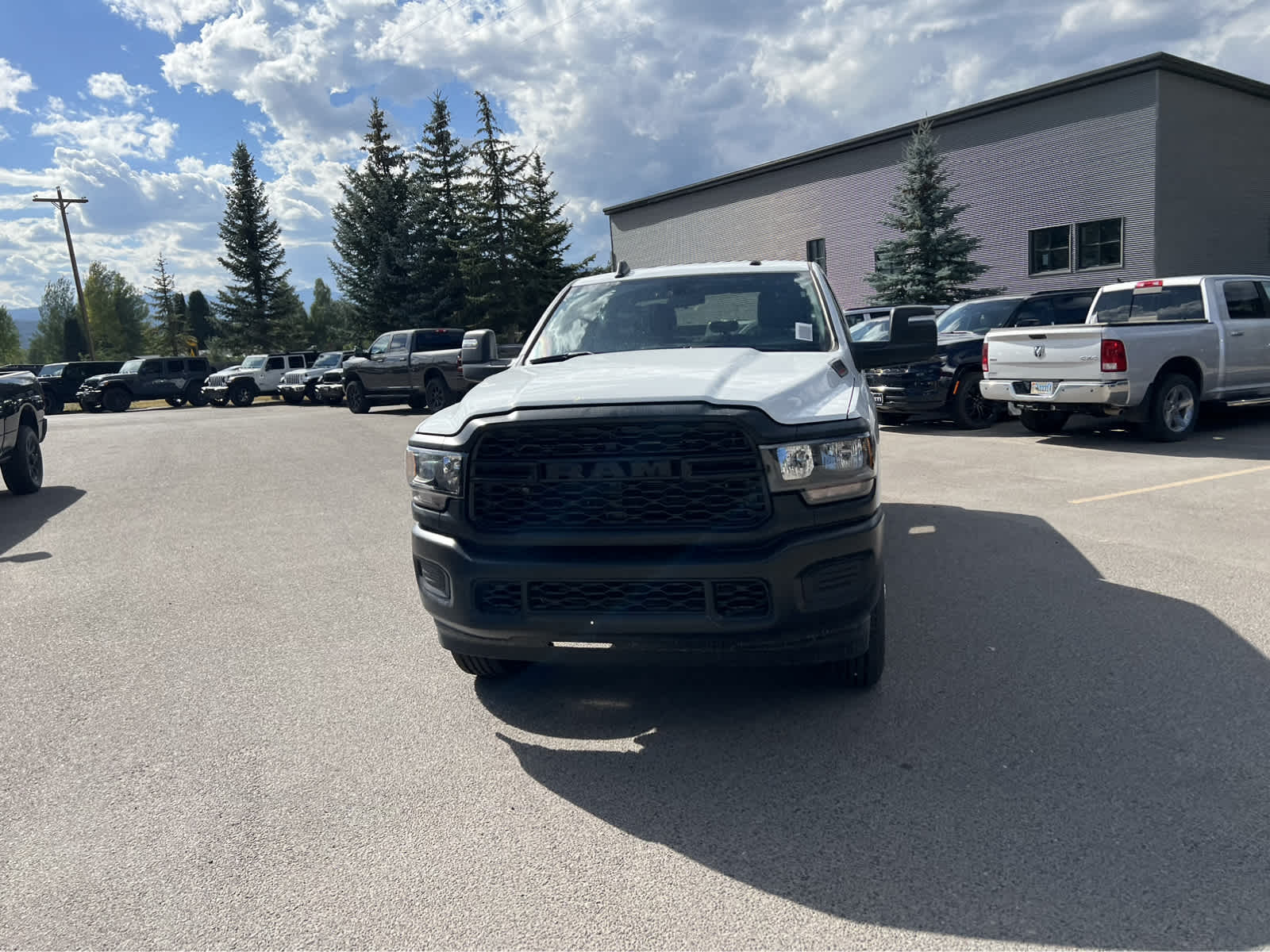 2024 Ram 2500 Tradesman 4x4 Crew Cab 64 Box 4