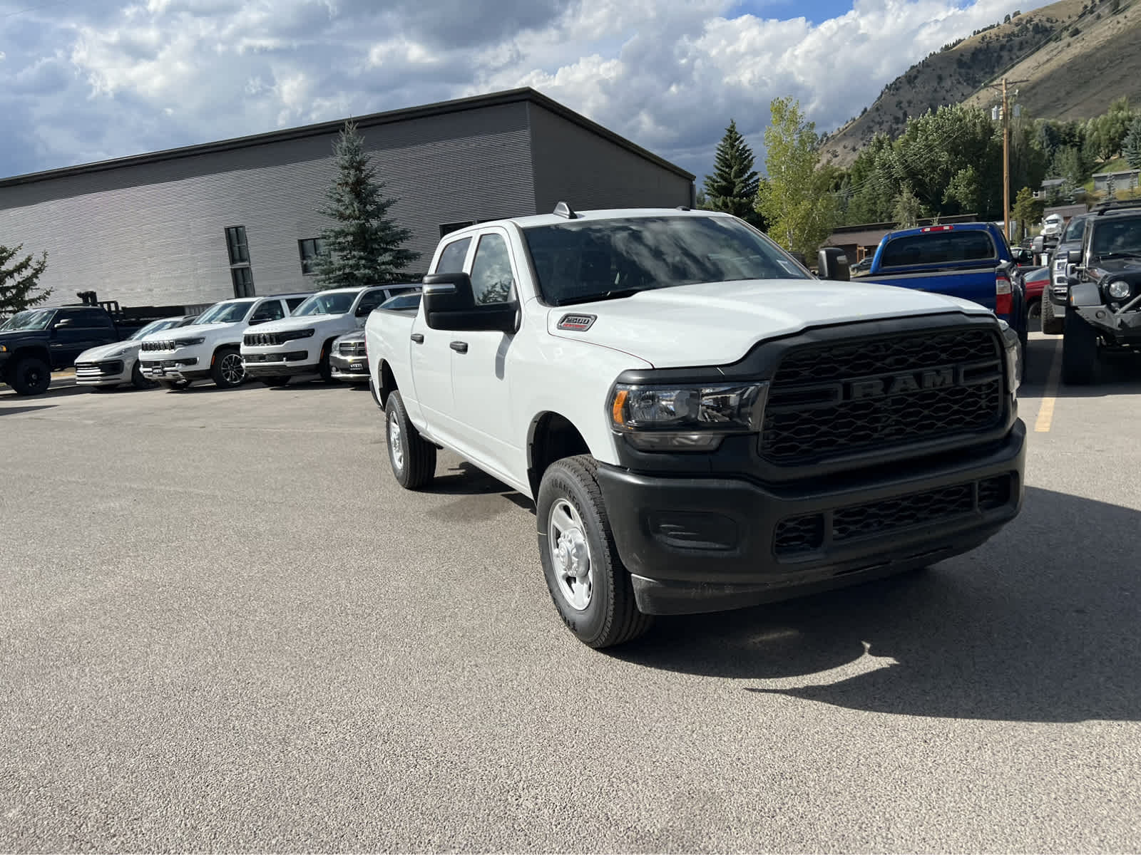 2024 Ram 2500 Tradesman 4x4 Crew Cab 64 Box 7