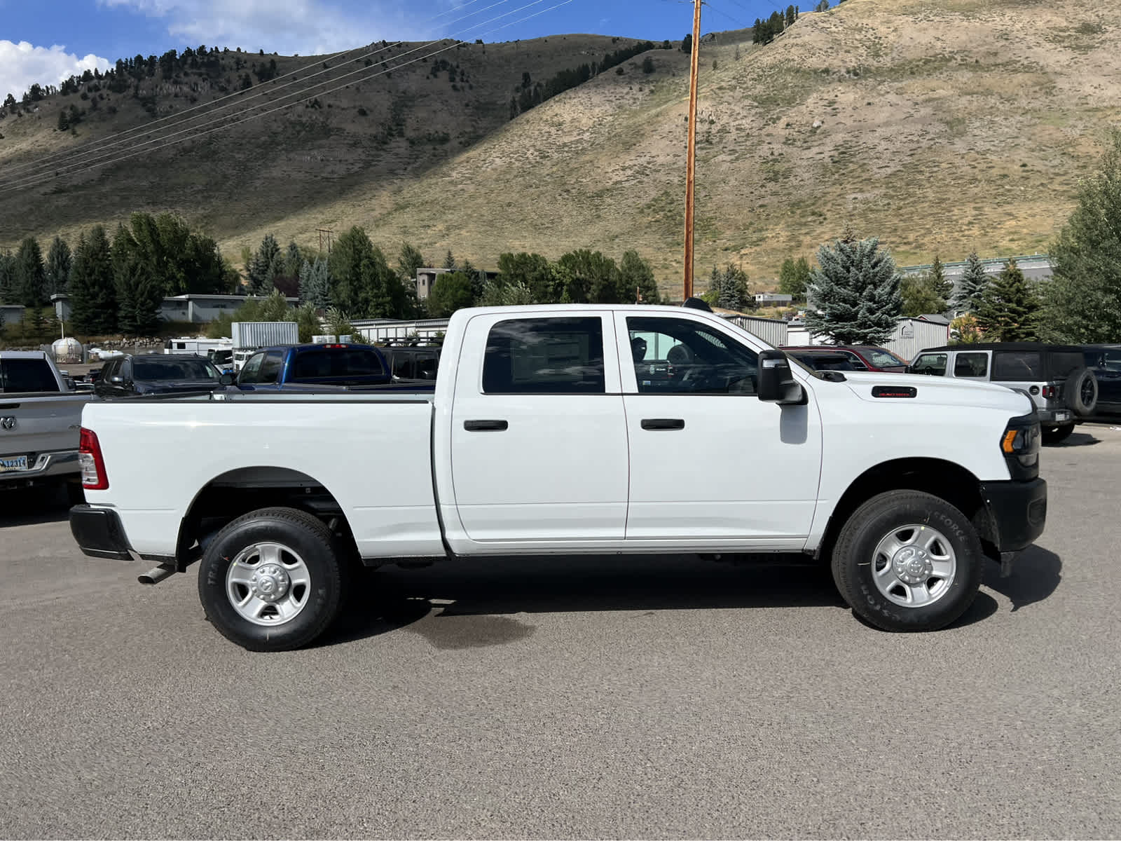 2024 Ram 2500 Tradesman 4x4 Crew Cab 64 Box 9