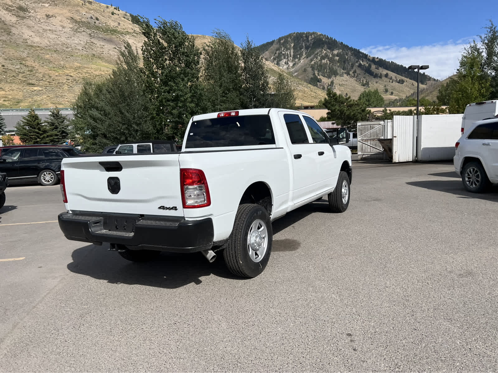 2024 Ram 2500 Tradesman 4x4 Crew Cab 64 Box 13