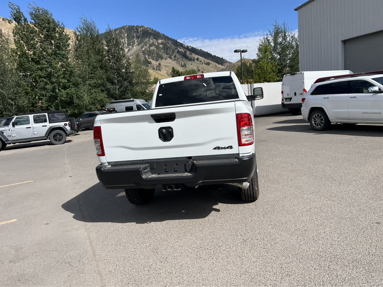 2024 Ram 2500 Tradesman 4x4 Crew Cab 64 Box 11