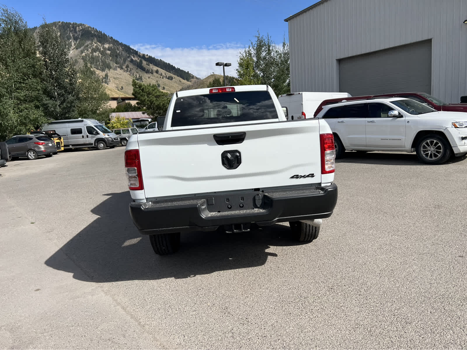 2024 Ram 2500 Tradesman 4x4 Crew Cab 64 Box 14