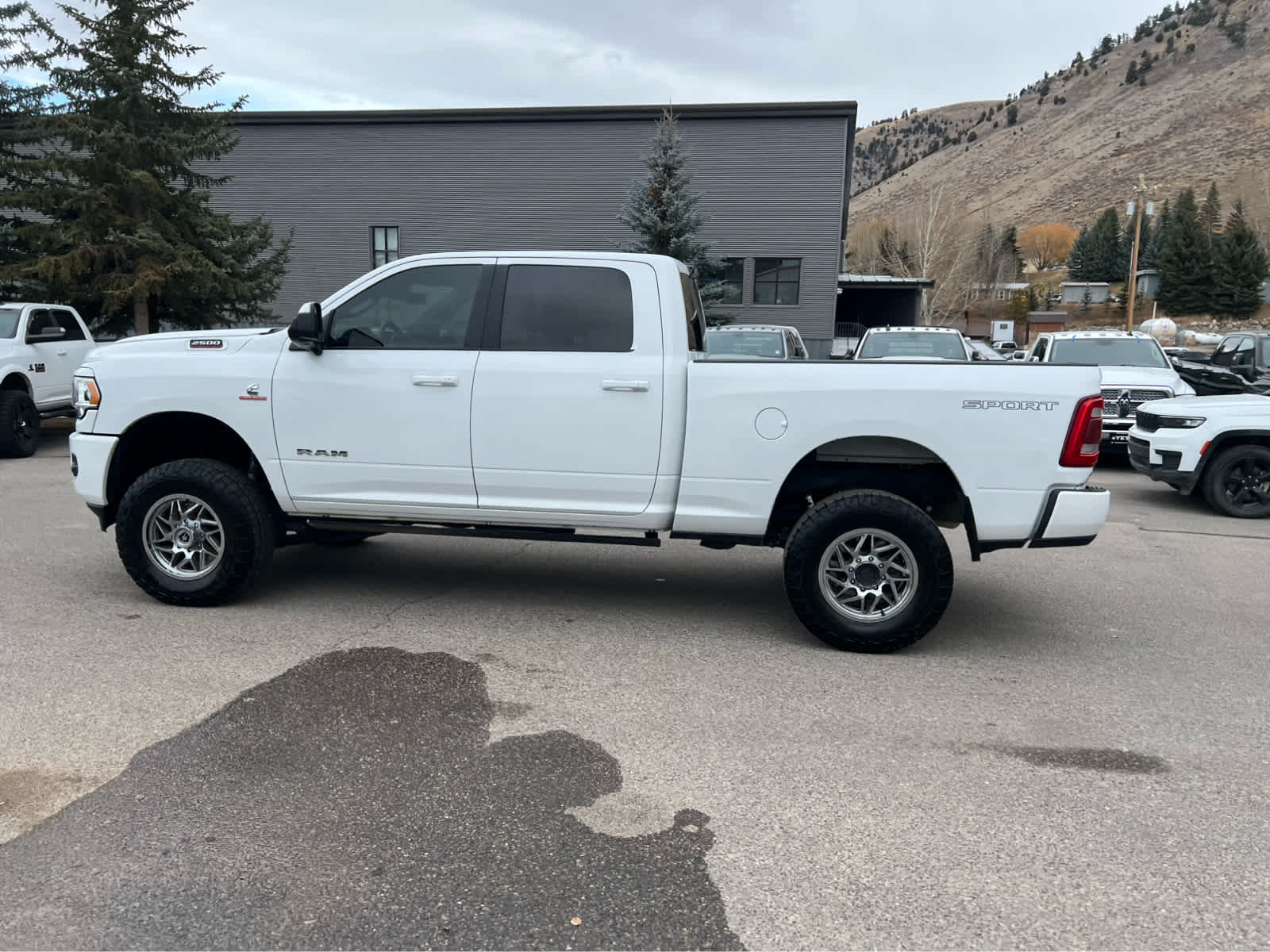 2021 Ram 2500 Big Horn 4x4 Crew Cab 64 Box 10