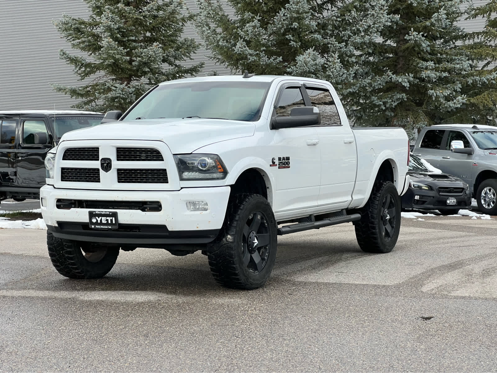 2017 Ram 2500 Laramie 4x4 Crew Cab 64 Box 2