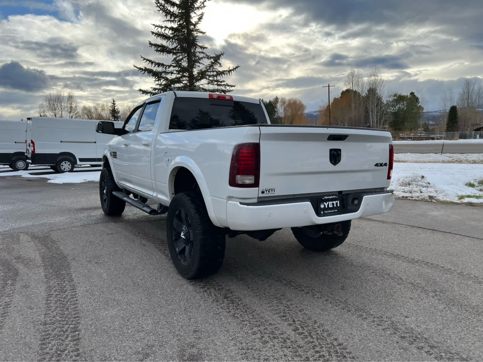 2017 Ram 2500 Laramie 4x4 Crew Cab 64 Box 13