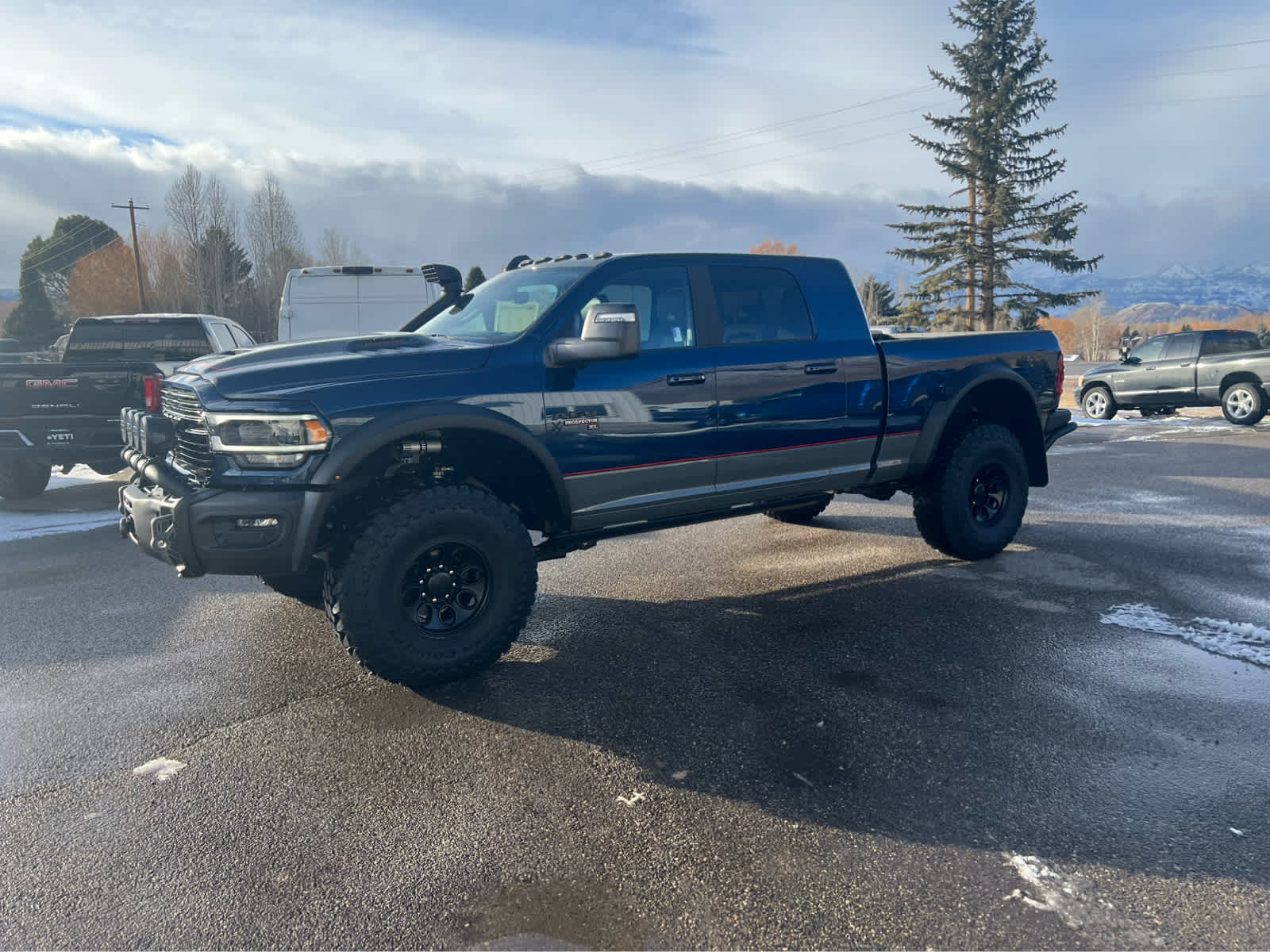 2024 Ram 2500 Laramie 4x4 Mega Cab 64 Box 14