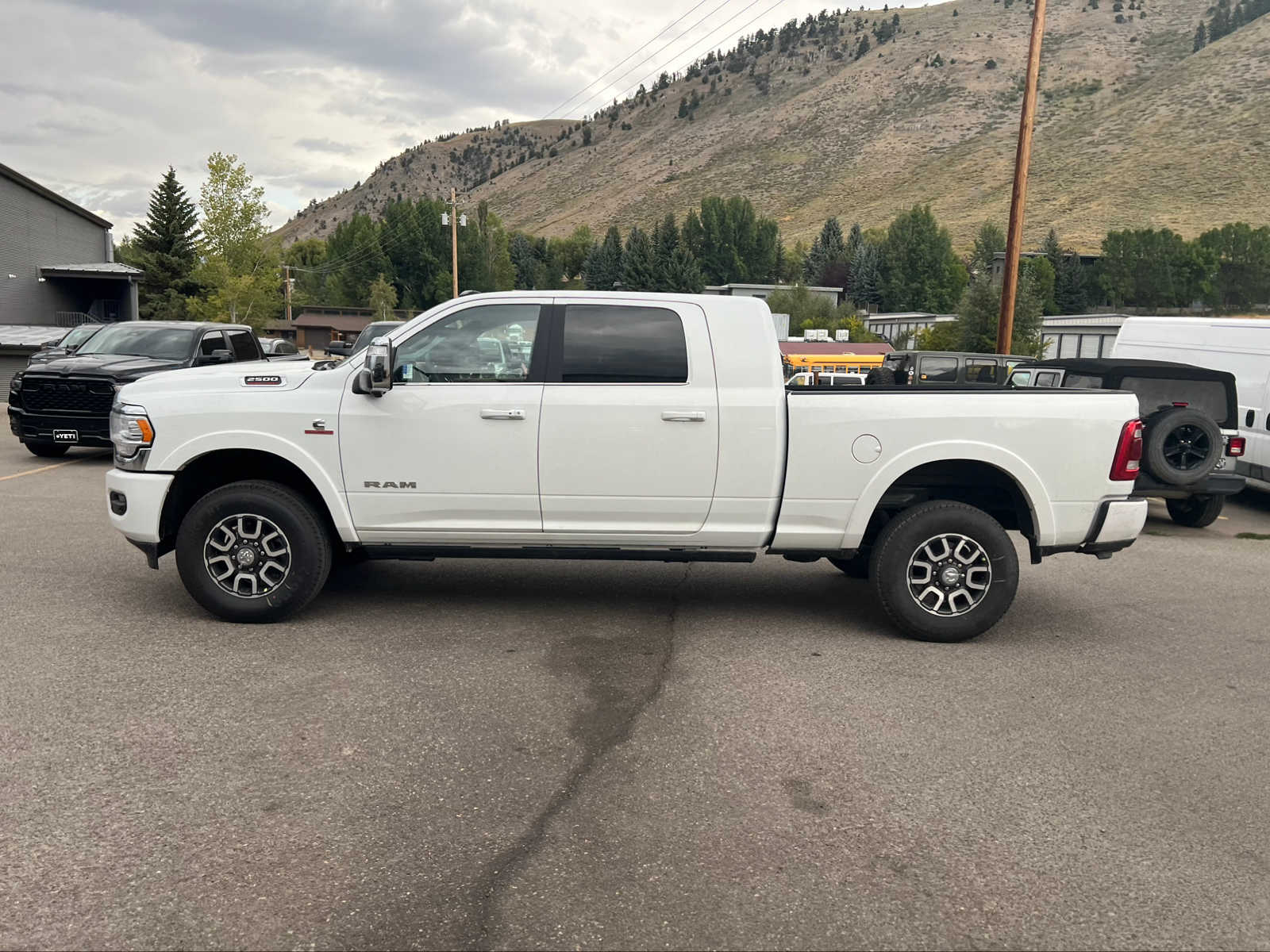 2024 Ram 2500 Longhorn 4x4 Mega Cab 64 Box 20