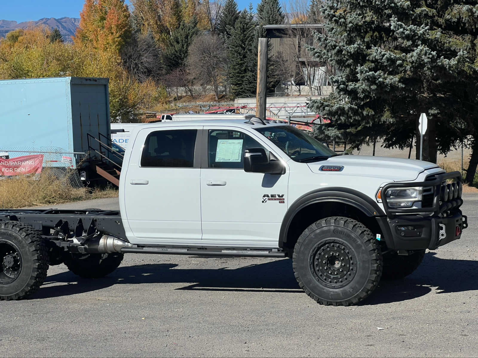 2024 Ram 4500 Chassis Cab Laramie 4x4 Crew Cab 60 CA 173.4 WB 8