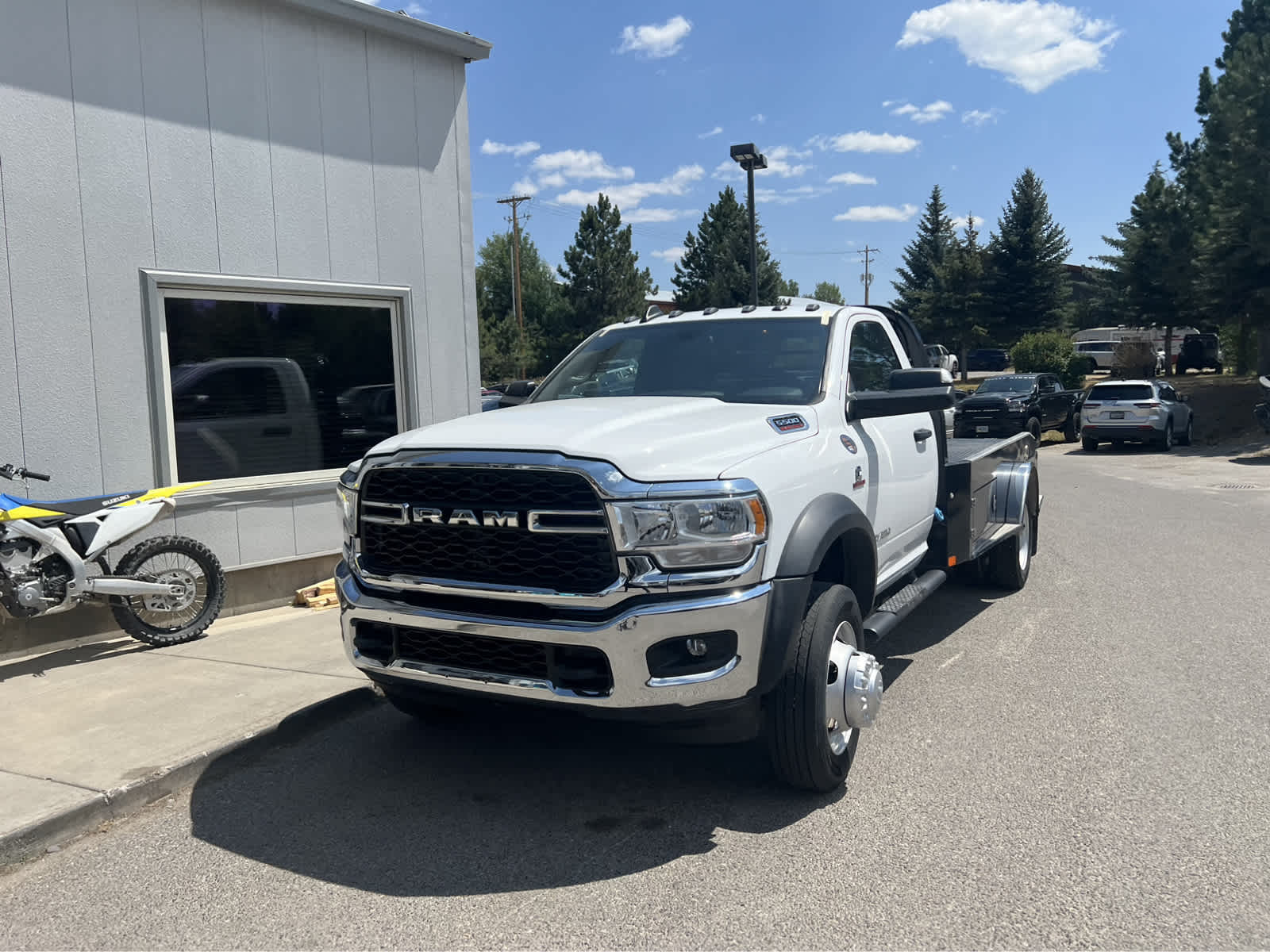 2021 Ram 5500 Chassis Cab Tradesman 4x4 Reg Cab 84 CA 168.5 WB 2