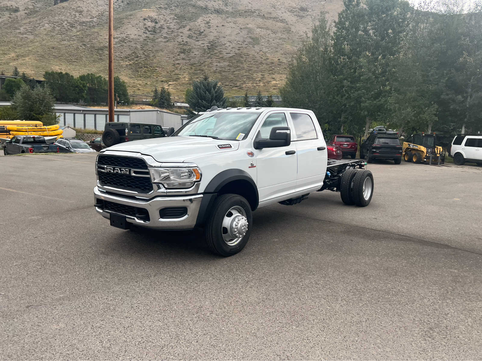 2024 Ram 5500 Chassis Cab Tradesman 4x4 Crew Cab 60 CA 173.4 WB 2