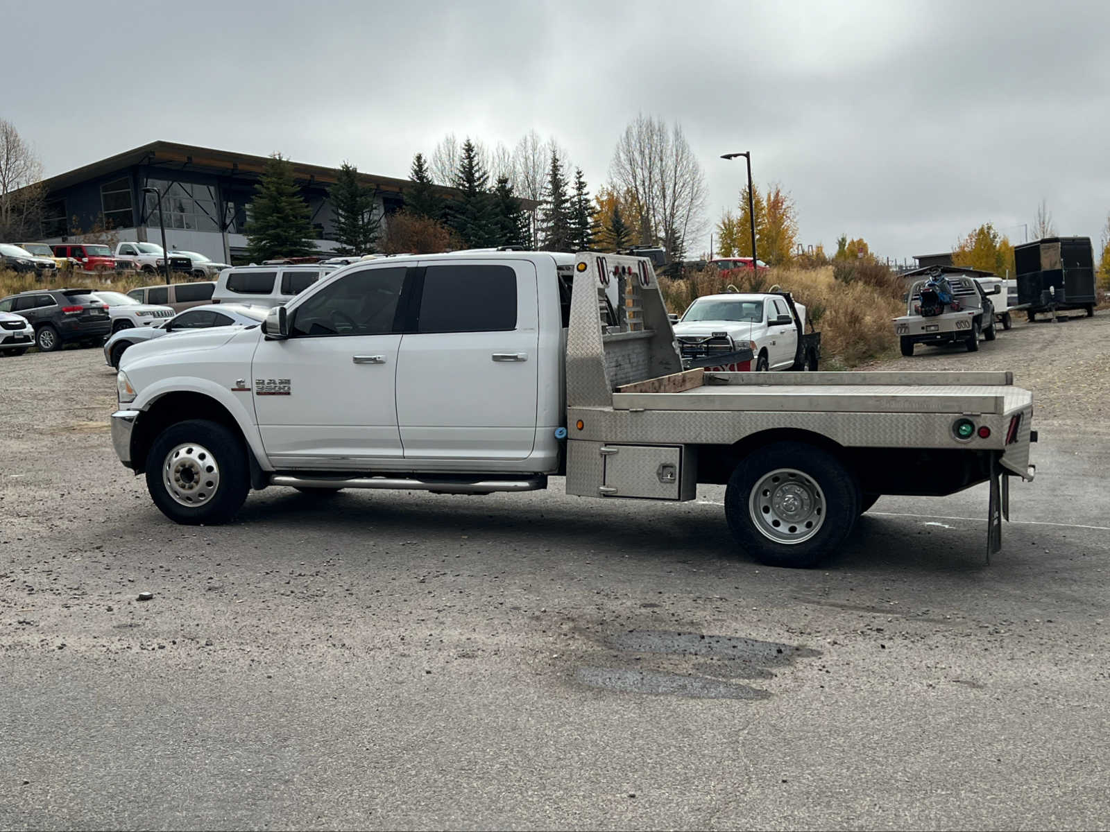 2016 Ram 3500 Laramie 4WD Crew Cab 172 WB 60 CA 17