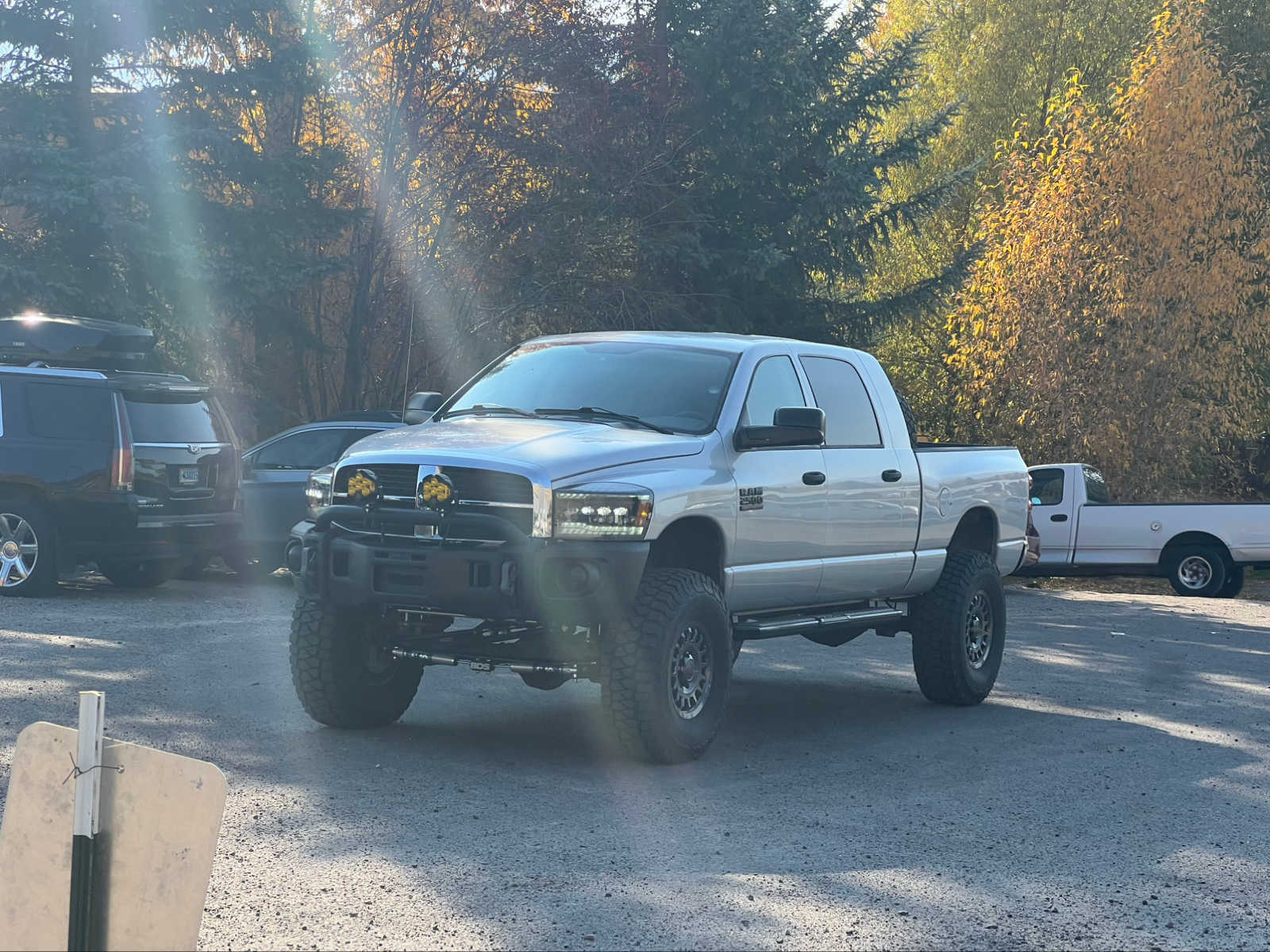 2008 Dodge Ram 2500 SXT 4WD Mega Cab 160.5 4