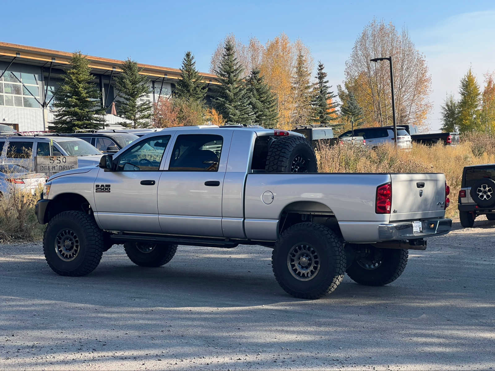 2008 Dodge Ram 2500 SXT 4WD Mega Cab 160.5 16