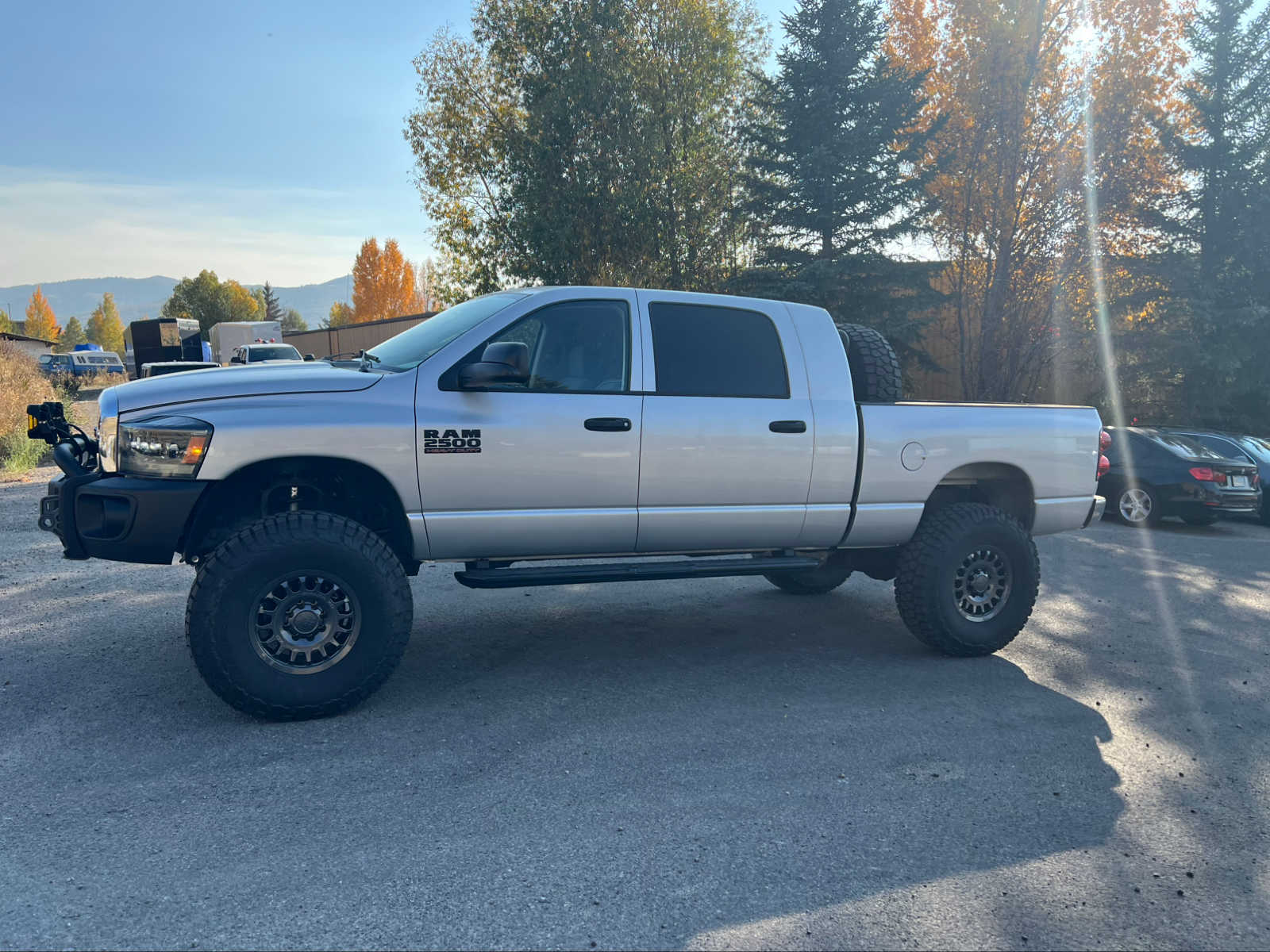 2008 Dodge Ram 2500 SXT 4WD Mega Cab 160.5 19