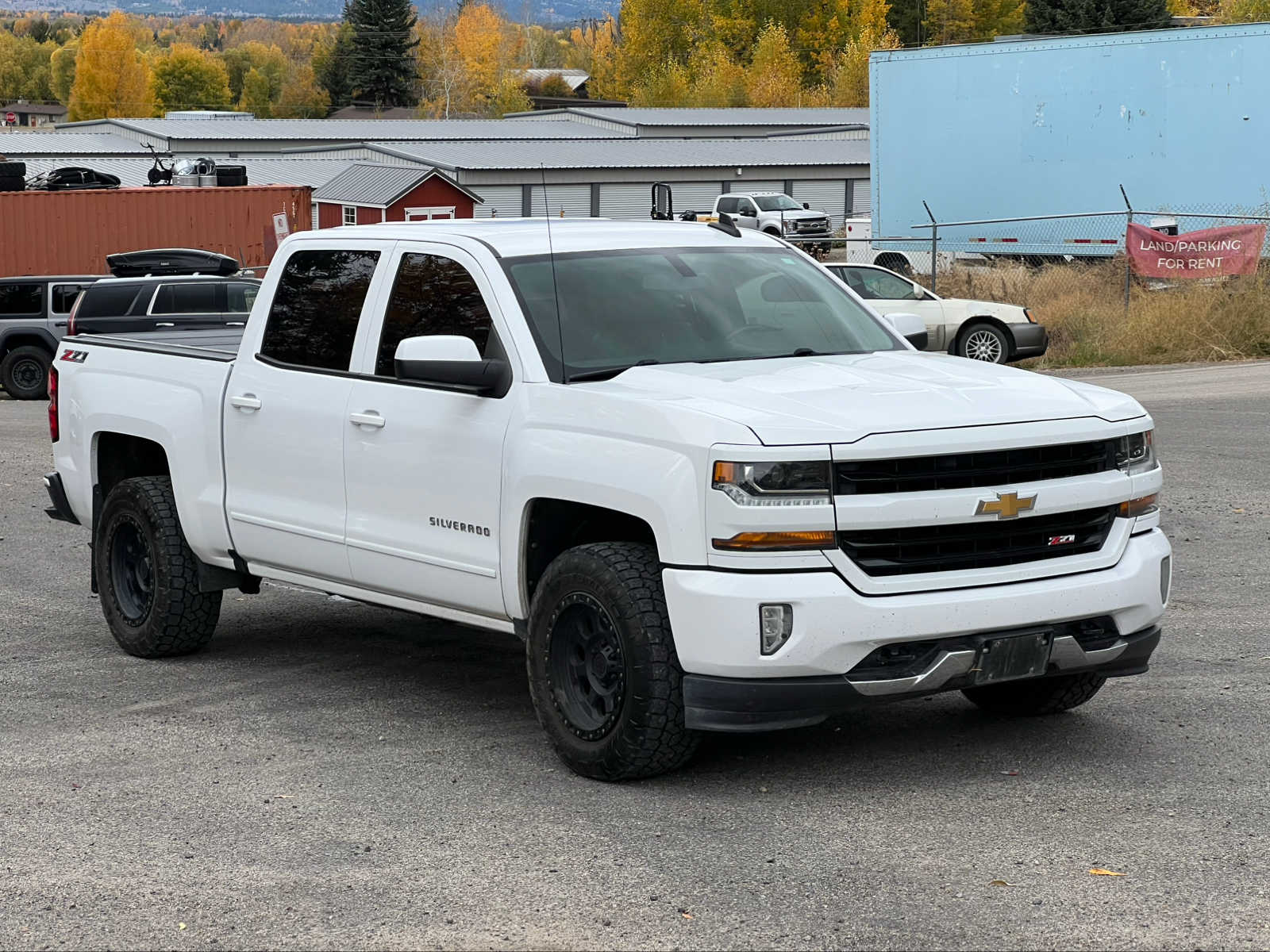 2017 Chevrolet Silverado 1500 LT 4WD Crew Cab 143.5 7