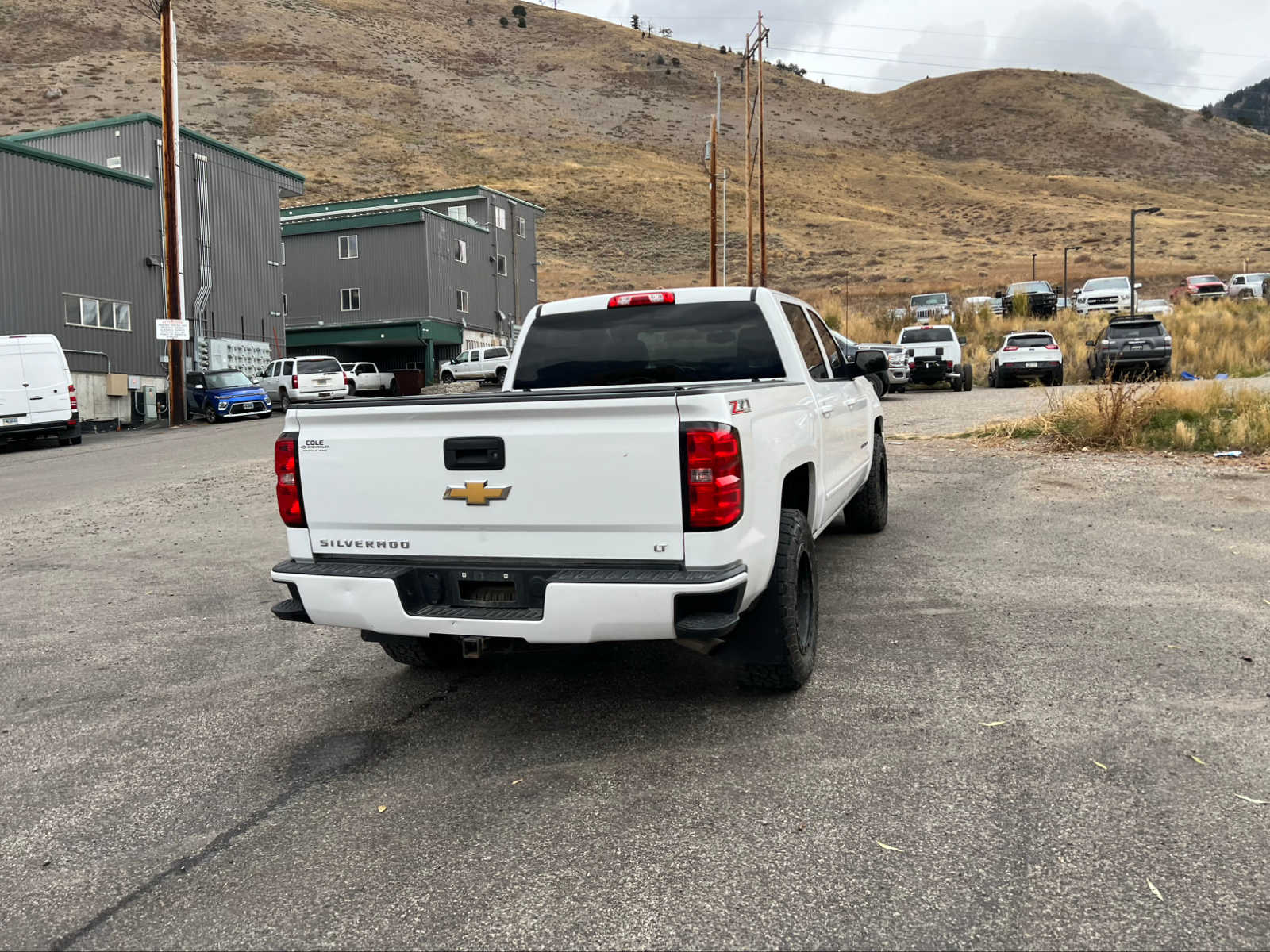 2017 Chevrolet Silverado 1500 LT 4WD Crew Cab 143.5 13